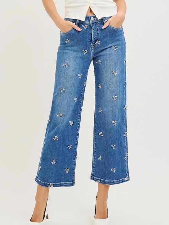 Risen Los Angeles Denim - Risen Medium Wash Floral Embroidered Cropped Wide leg Denim jeans